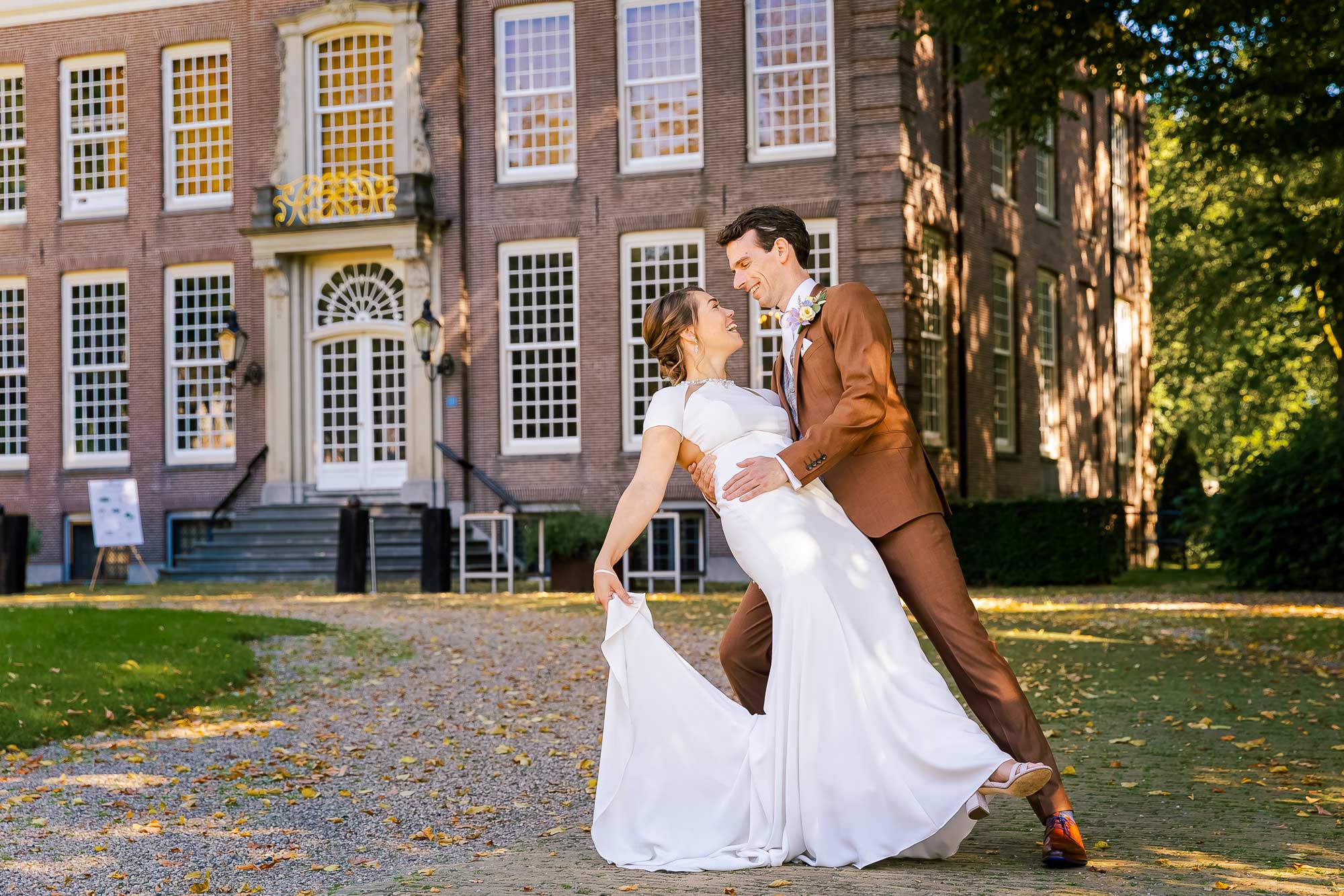 De dip door een bruidspaar perfect uitgevoerd!