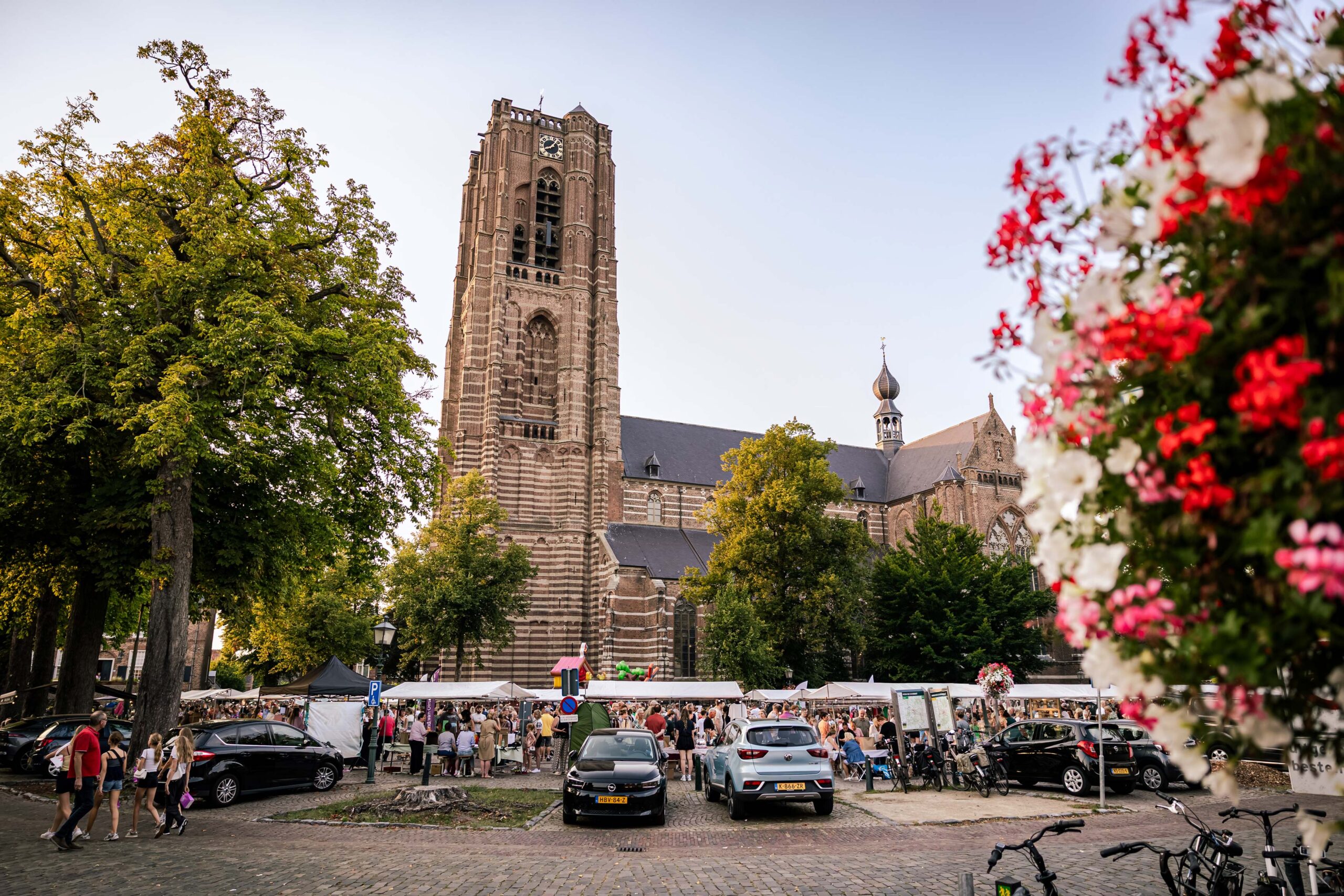 Eventfotograaf Angela Kiemeneij Fotografie uit Oirschot maar komt ook in Eindhoven, Tilburg en Den Bosch. Deze foto is gemaakt voor Visit Oirschot tijdens de zomeravondmarkt.